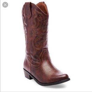 Cherokee cowgirl boots